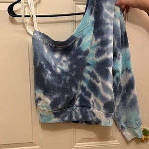 One shoulder cropped sweatshirt